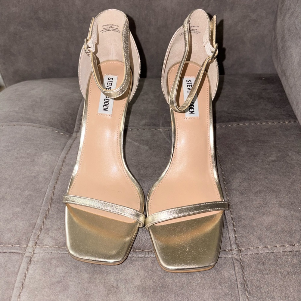 Steve Madden Metallic Gold Heels size 9 M
